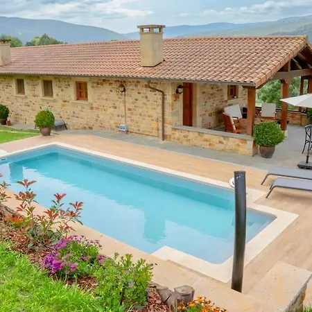 Villa Mom Tinina Barcena de Carriedo