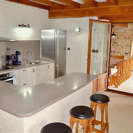 Mom Tinina Barcena de Carriedo