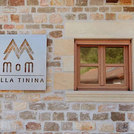 Mom Tinina Barcena de Carriedo