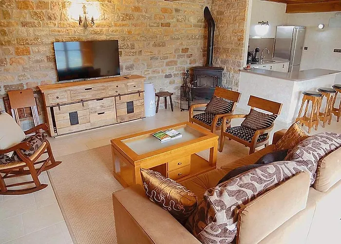 Mom Tinina Bárcena de Carriedo