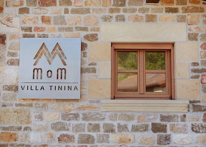 Mom Tinina Bárcena de Carriedo