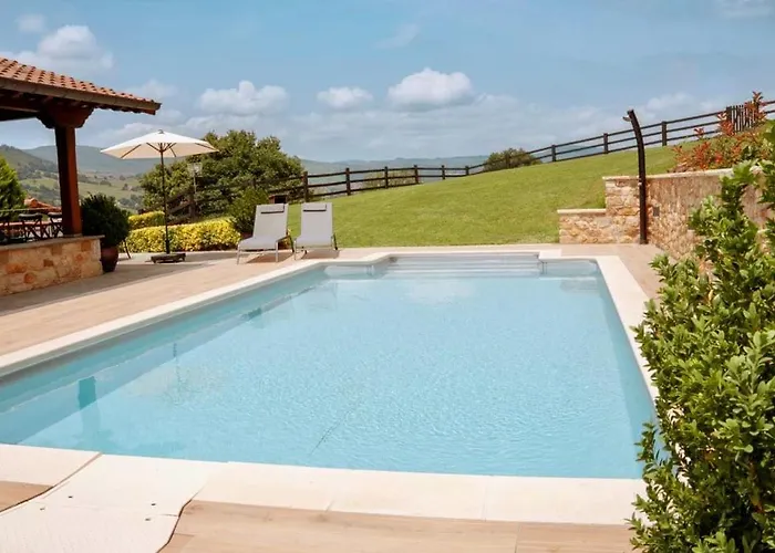 Mom Tinina Villa Barcena de Carriedo